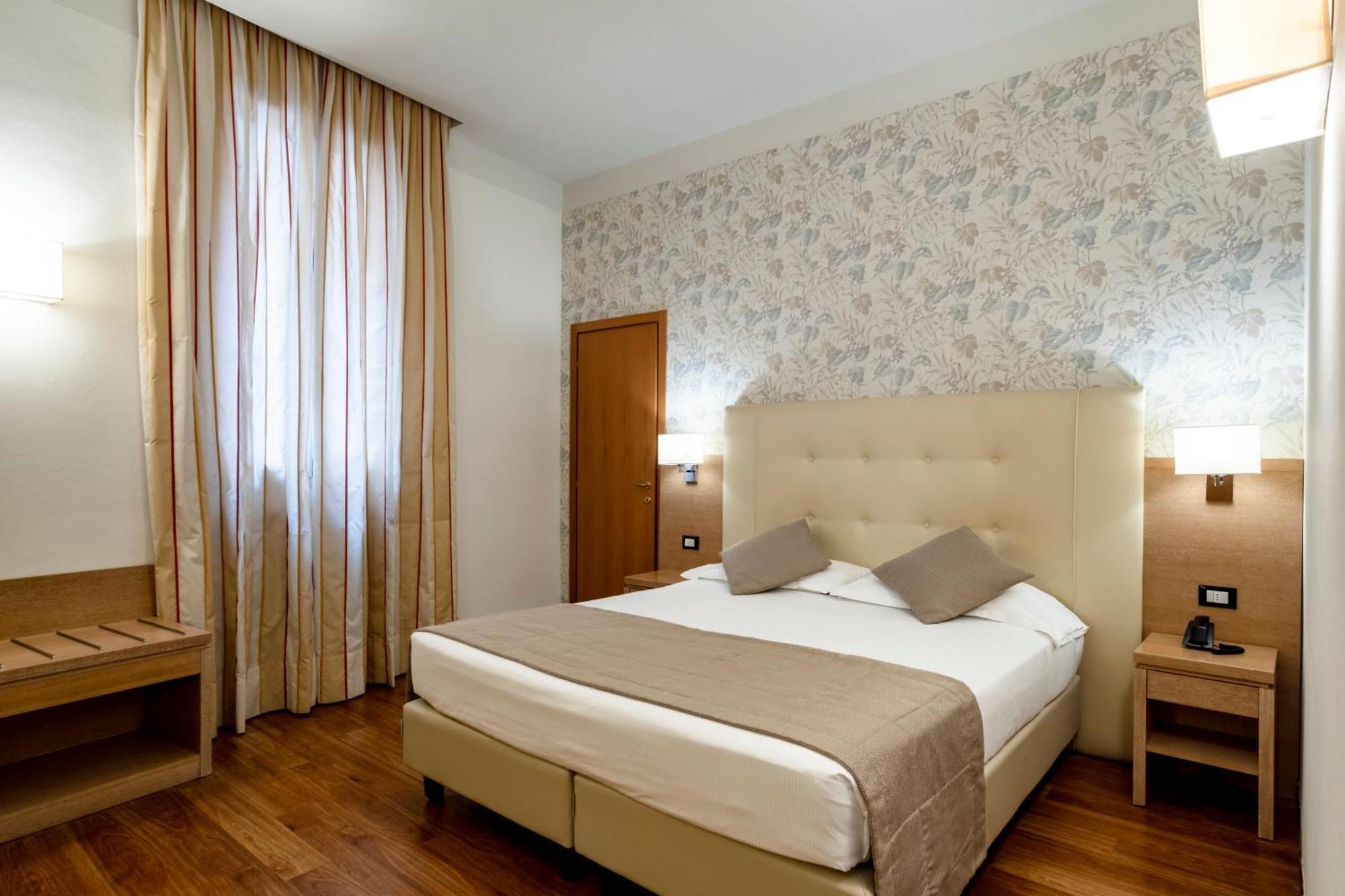 Hotel Accademia Bologna Exterior photo